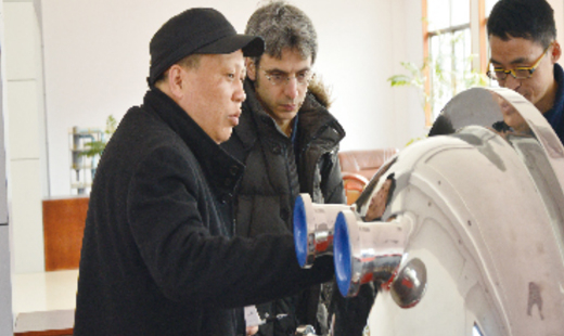 與美國客戶交流考察