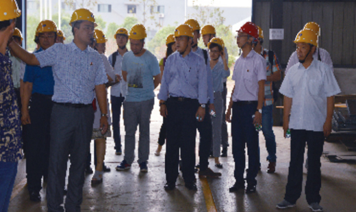 氯乙酸行業(yè)專家考察參觀